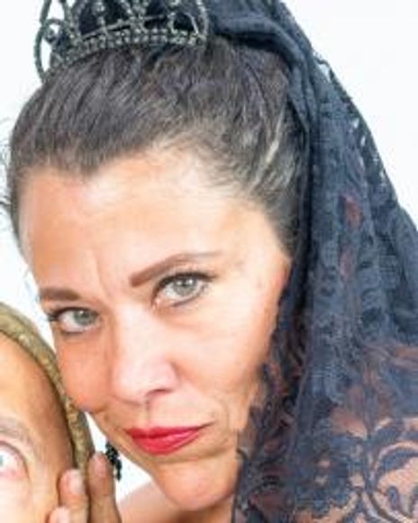 Roxanne Carrasco Headshot