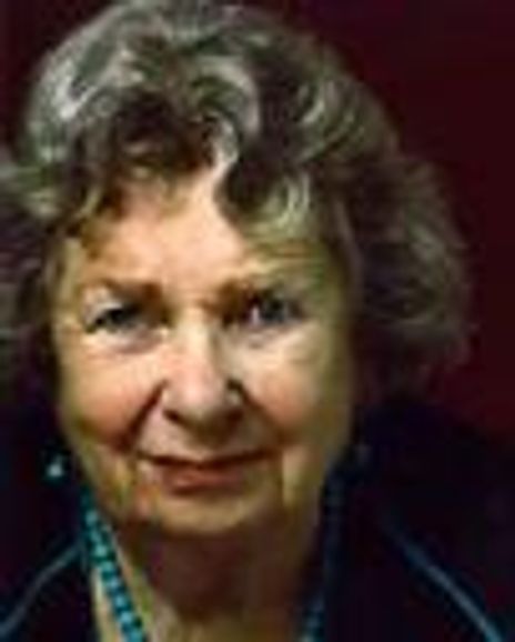 Angela Paton Headshot