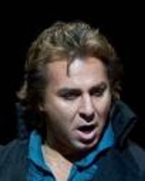 Roberto Alagna Headshot