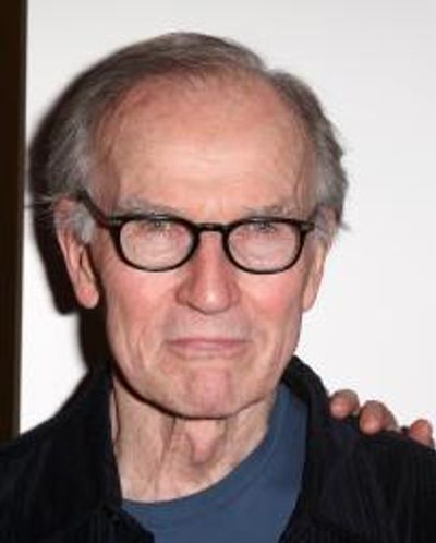 Robert Hogan Headshot