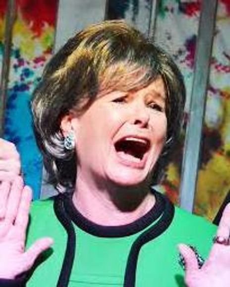 Meg Chamberlain Headshot