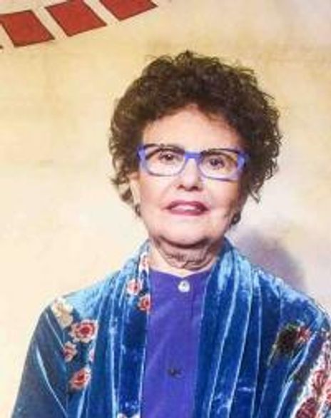 Julie Garfield Headshot