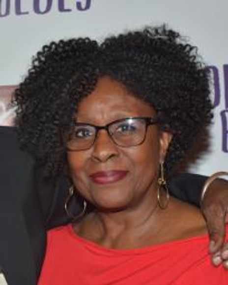 Elaine Graham Headshot