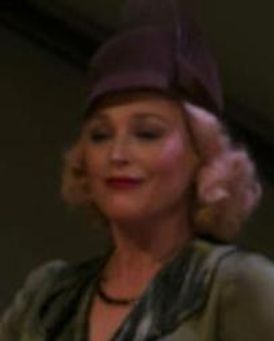 Allison Mackie Headshot