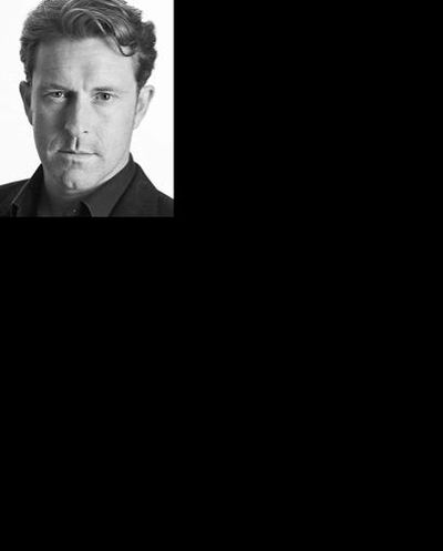 Earl Carpenter Headshot