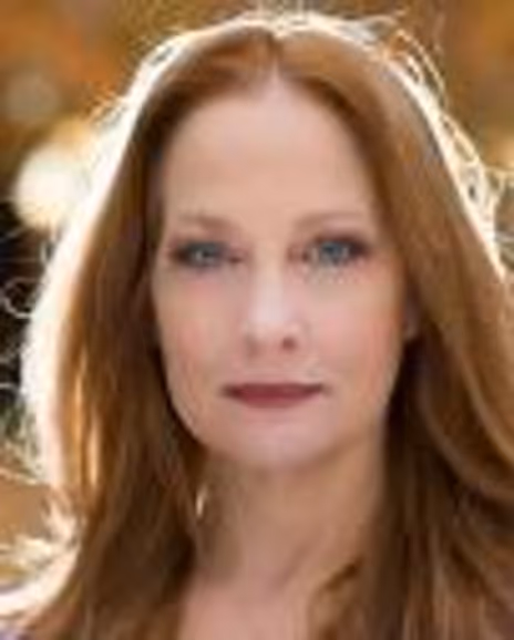 Susan Wands Headshot