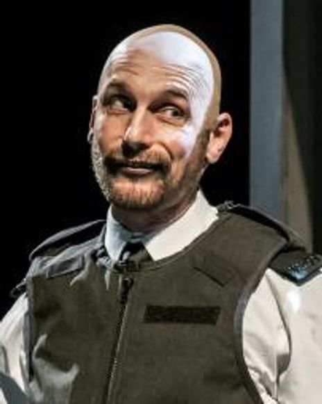 Julian Bleach Headshot