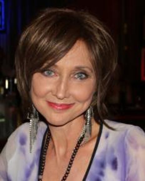 Pam Tillis Headshot