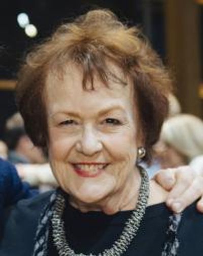 Pamela Dunlap Headshot