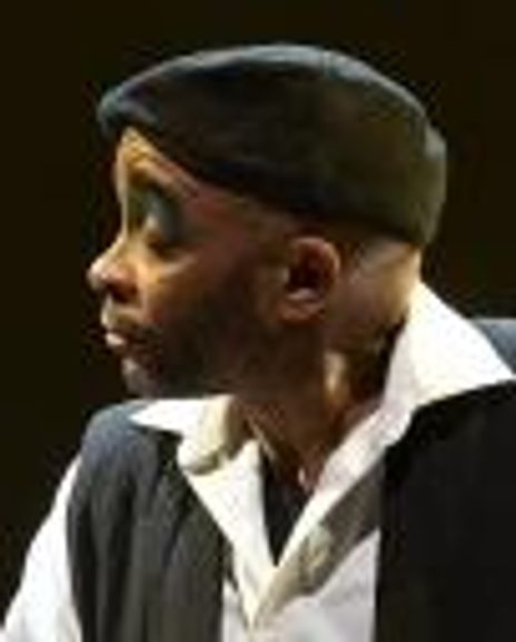 Robert Williams Headshot