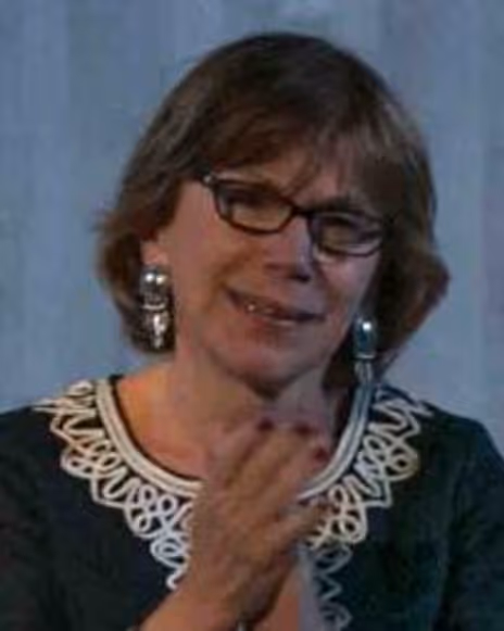 Julie Boyd Headshot