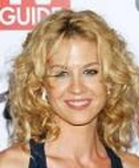 Jenna Elfman Headshot