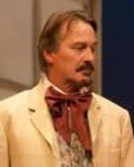 Christopher Bowen Headshot