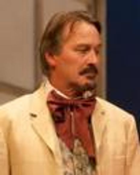 Christopher Bowen Headshot