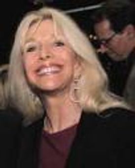 Pamela Shaw Headshot