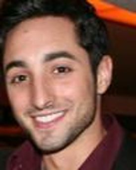 Eric Schneider Headshot