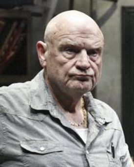 Bill Smitrovich Headshot