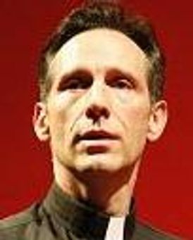 Stephen Hope Headshot