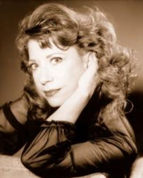 Chrissy Faith Headshot