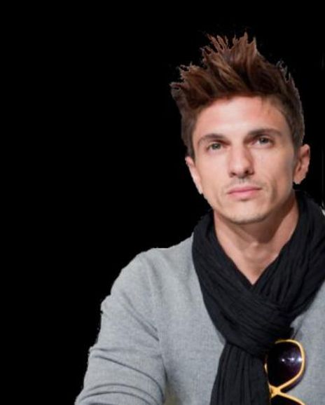 Aaron Coulson Headshot