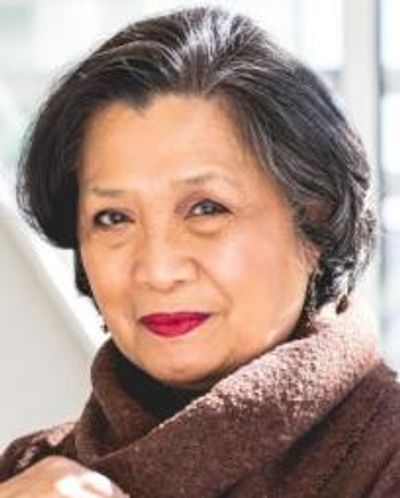 Mia Katigbak Headshot