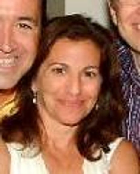 Victoria Morris Headshot