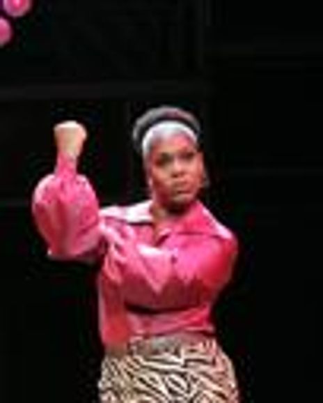 Lisa Estridge Headshot