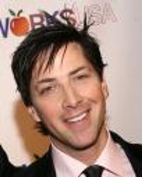 Dan Bucatinsky Headshot