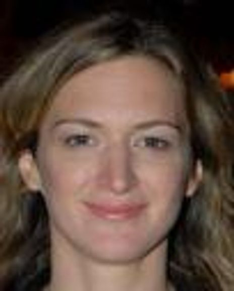 Kelly Hutchinson Headshot