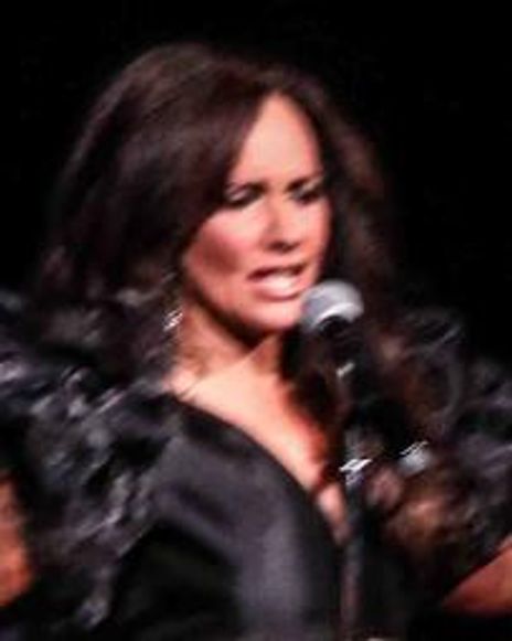 Debbie Silver Headshot