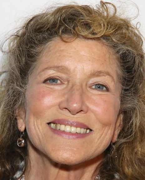 Lucy Simon Headshot