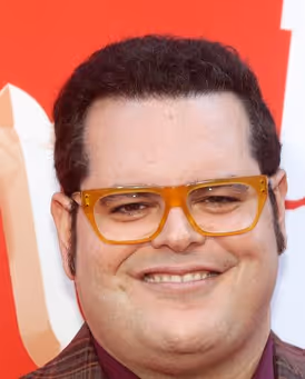 Josh Gad Headshot