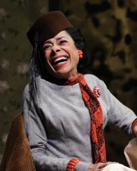 Roxanne Reese Headshot