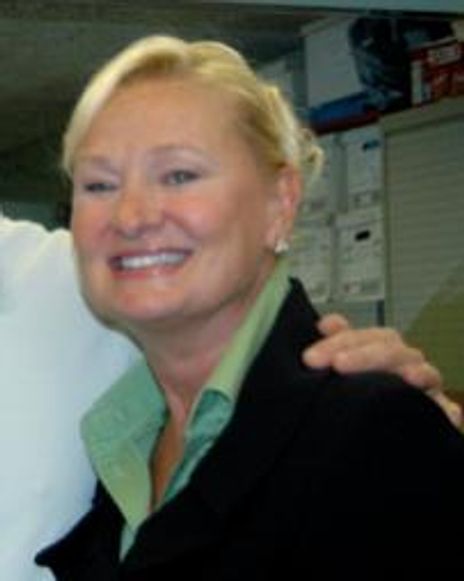 Mary Dierson Headshot