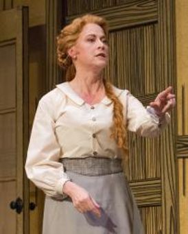 Alicia Roper Headshot