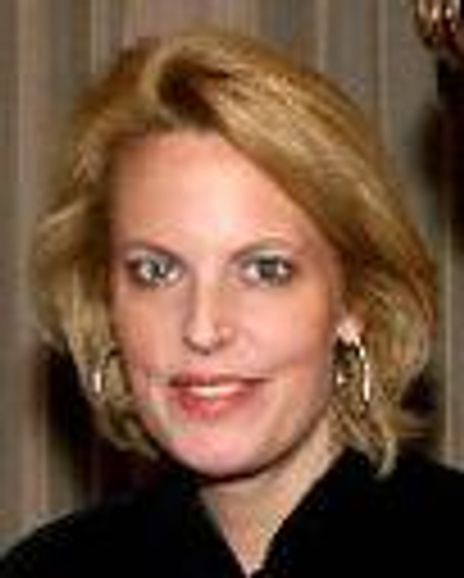 Kathleen Kinmont Headshot