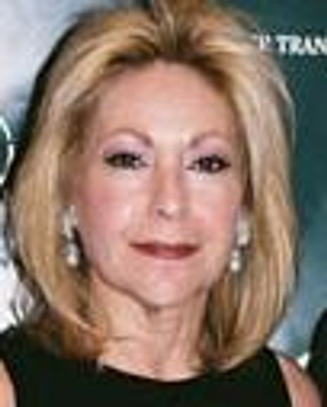 Janice Becker Headshot