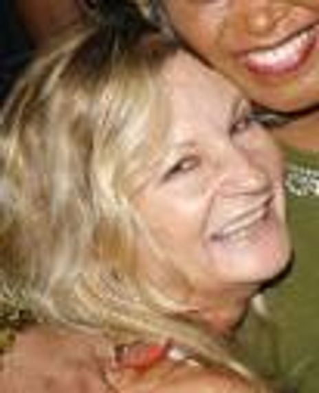 Debbie Cheretun Headshot