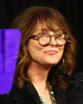 Holly Palance Headshot