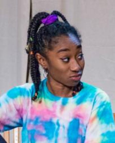 Sandra Miller Headshot