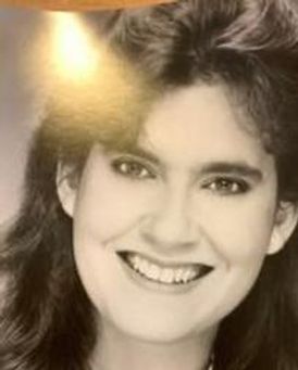 Vicki Van Grack Headshot