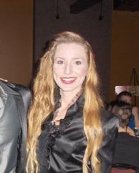 Karen Edwards Headshot