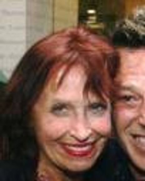 Jackie Garland Headshot