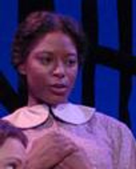 Kelly Wright Headshot