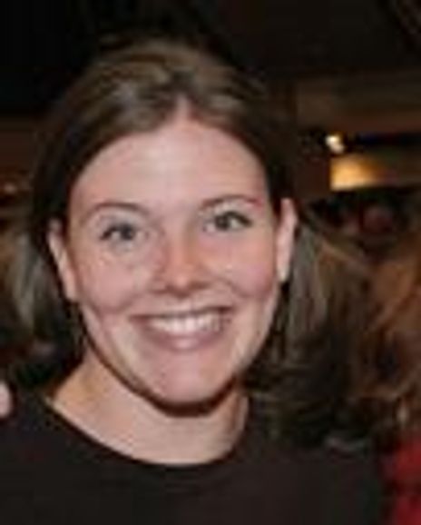 Kelly Tighe Headshot