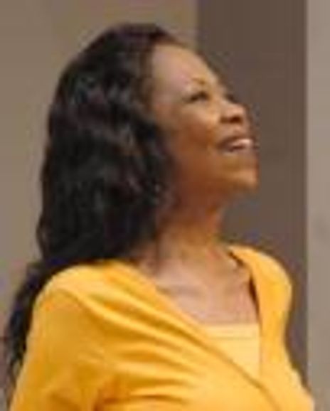 Barbara Meek Headshot