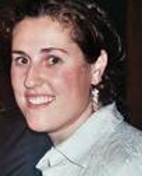 Stephanie Saunders Headshot