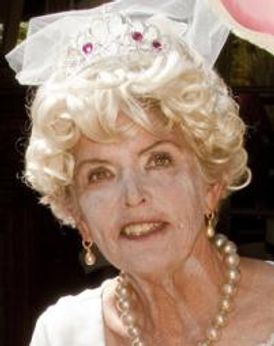 Joan Potter Headshot