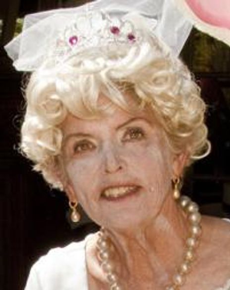 Joan Potter Headshot