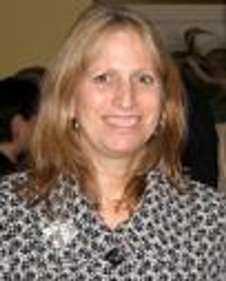 Louise Mirrer Headshot